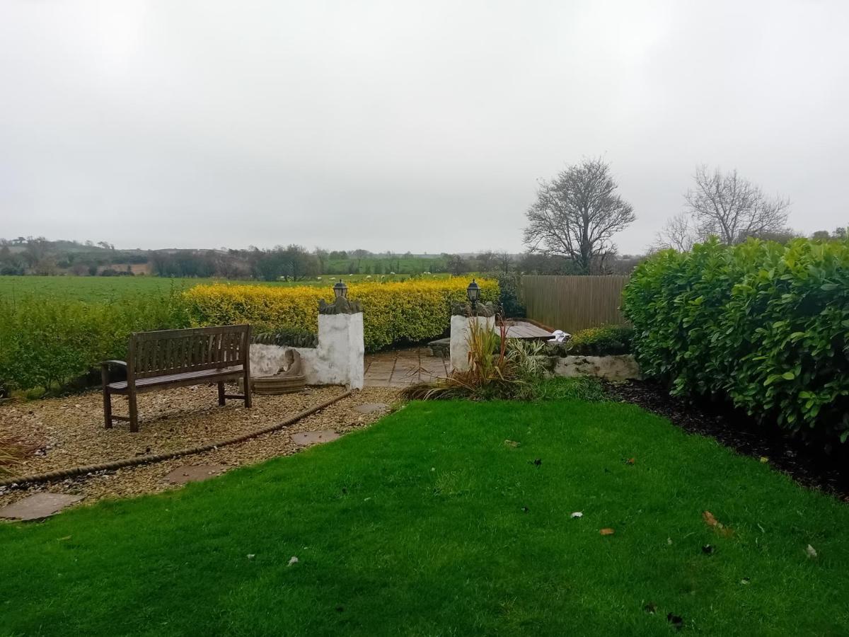 Creeghduff Lodge Downpatrick Eksteriør bilde